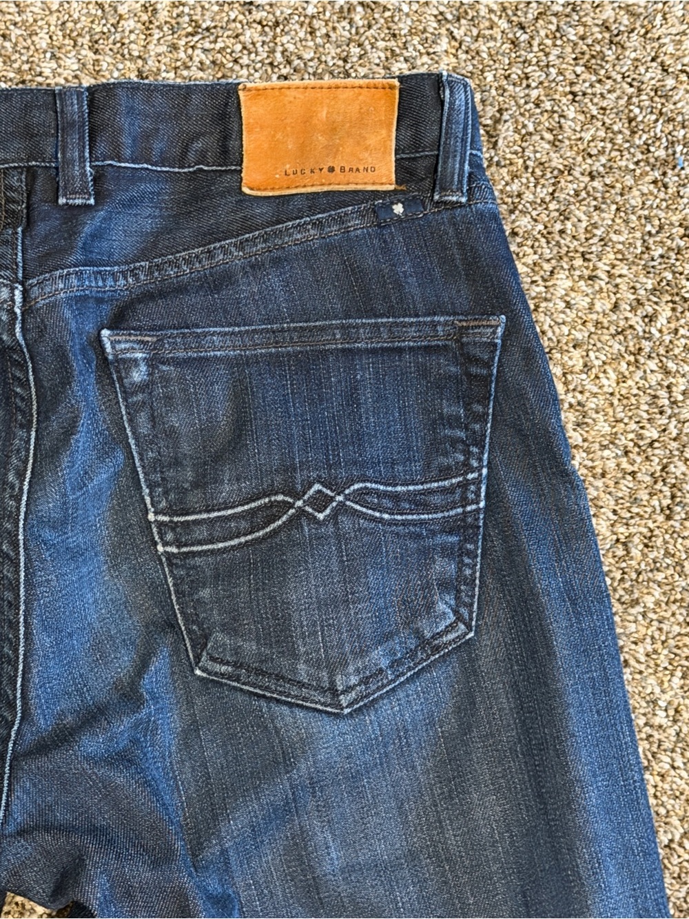 Lucky Brand 221 Straight Leg Jeans Dark Wash Heavily Distressed Grunge Mens 33